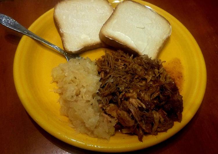 Simple Way to Prepare Favorite Roast Pork with Apple Sauerkraut