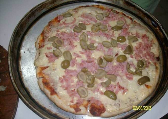 erupción marca conductor Pizza casera al horno o parrilla Receta de Claudia- Cookpad