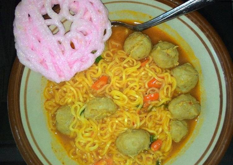 Mie Baso Kari Ayam Pedas