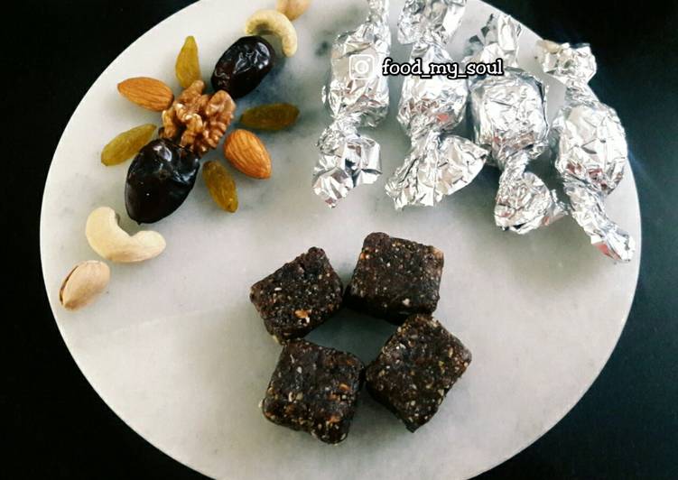 Cocoa-Dates Nutty Bites (Quick &amp; Healthy)