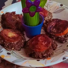 A picture of Chapli kabab.