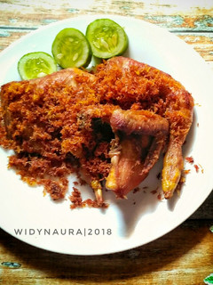 Foto resep 1.Ayam goreng pejantan serundeng kelapa #Senin Semangat