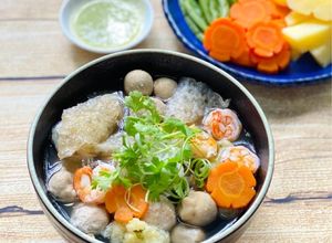 Hình của món Canh Bóng Thả.