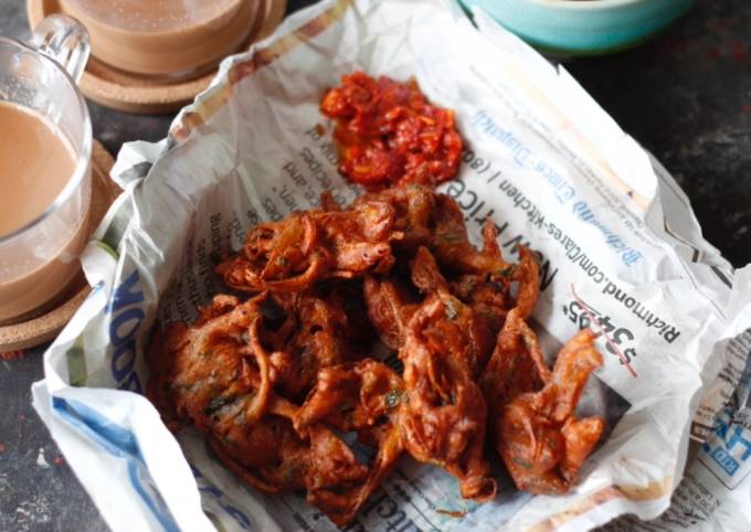 Step-by-Step Guide to Make Quick Crispy onion pakoda