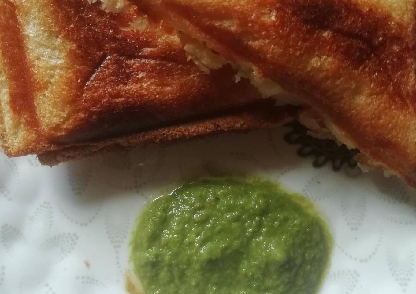Bread potato sandwich