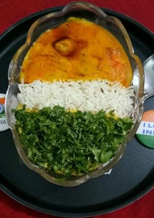 A picture of Tricolor Curry & rice.