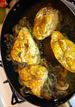 A picture of Kick It Up Chicken.