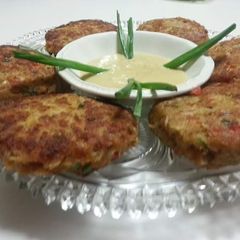 A picture of Delicious Crab Cakes.