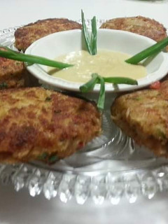 A picture of Delicious Crab Cakes.