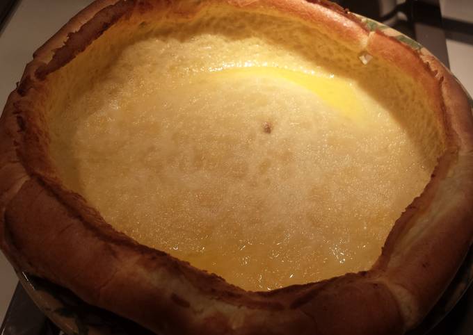 Steps to Prepare Gordon Ramsay Puffy oven pancake / Dutch baby