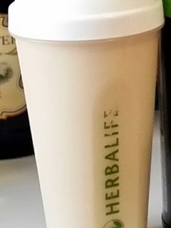 A picture of Pistachio caramel healthy shake.
