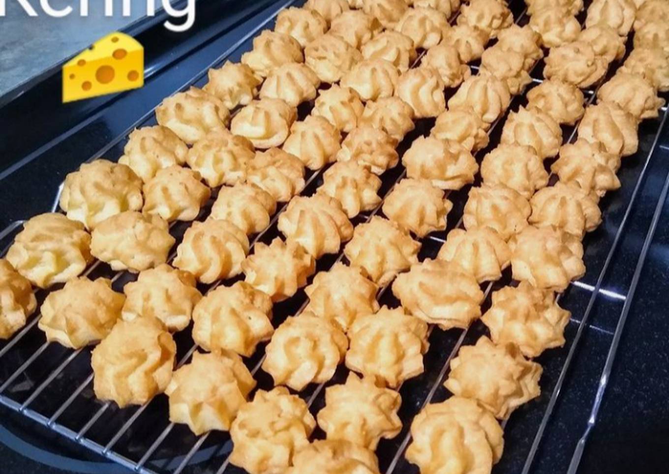 Sus kering keju