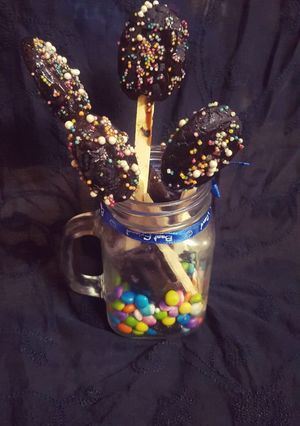 A picture of Chocolate cake pops.