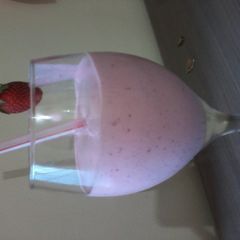 A picture of Strawberry shake.