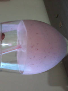 A picture of Strawberry shake.
