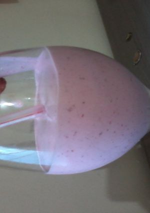 A picture of Strawberry shake.