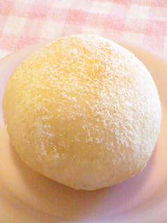 A picture of Easy, Homemade White Bread Rolls.
