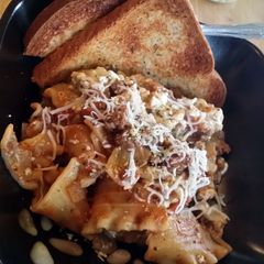 A picture of low calorie skillet lasagna.