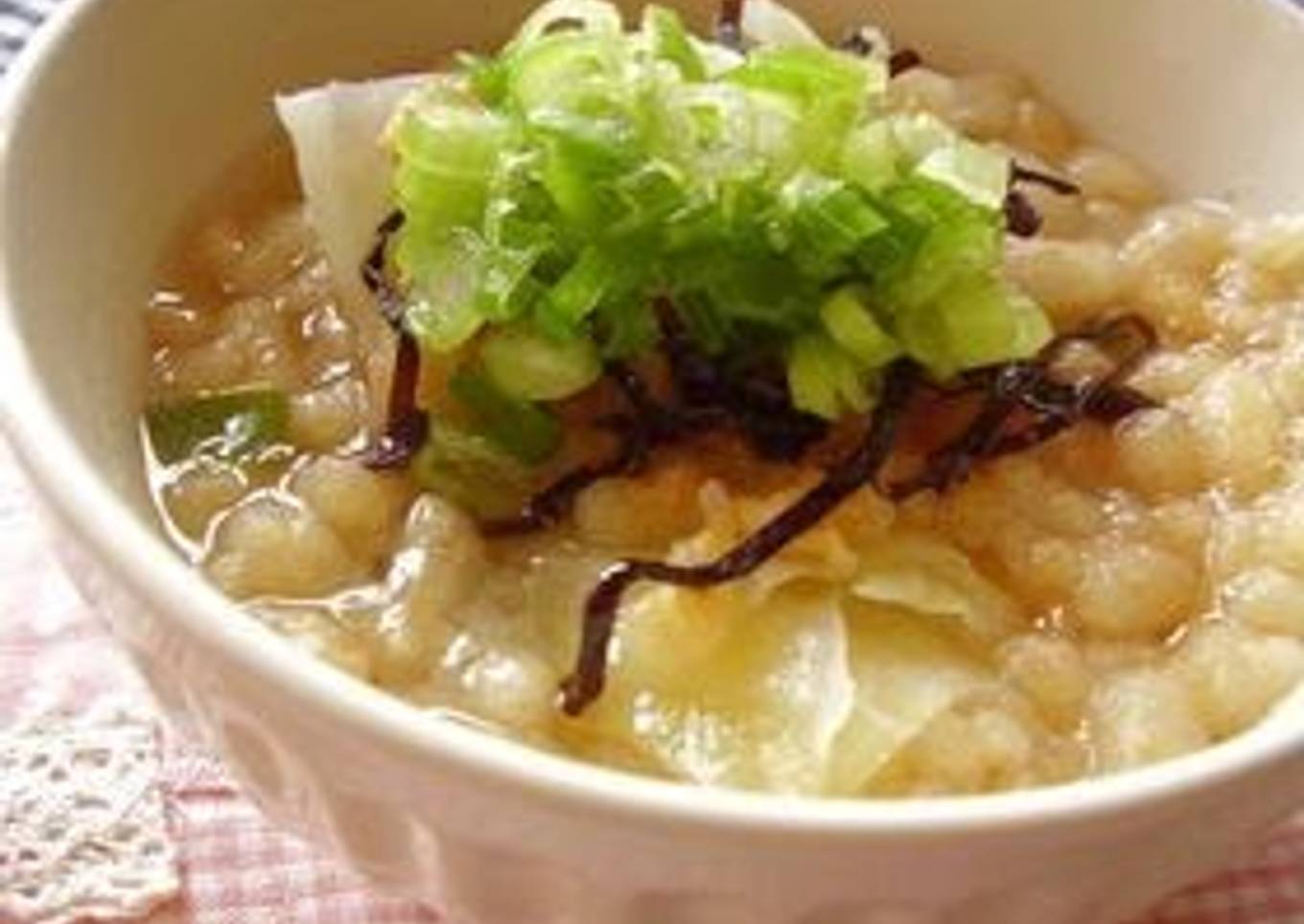 Miso soup with cabbage, tempura crumbs and shio combo