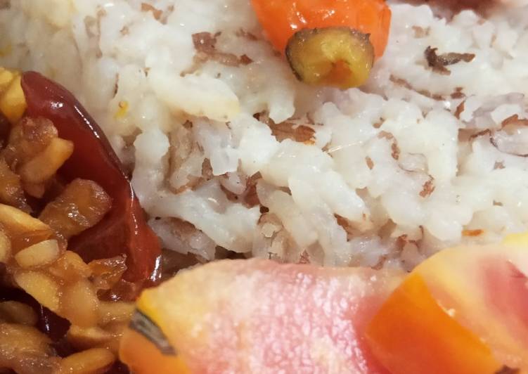 Nasi Liwet #anakkos Beras Merah Susu Sunda Rice Cooker