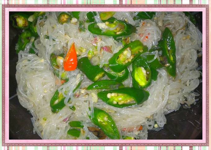 Resep Tumis Soun Cabai Hijau yang Sempurna
