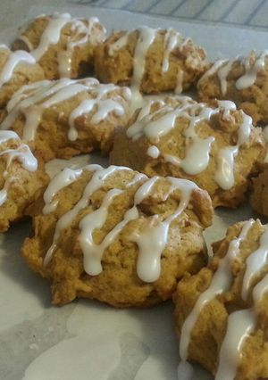 A picture of Iced Pumpkin Cookies.