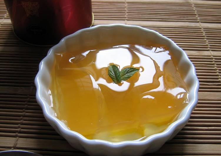 Jasmine Tea & Yellow Peach Agar Jelly Jasmine Tea & Yellow Peach Agar Jelly