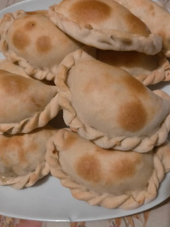 Una foto de Empanadas de carne con masa casera, fácil,rápida y deliciosa