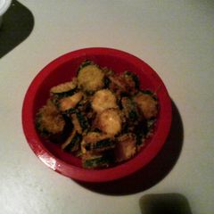 A picture of Fried Zucchini Chips.