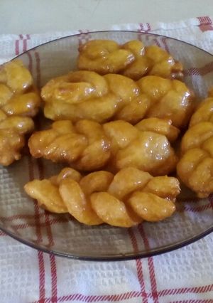 A picture of Koeksisters.