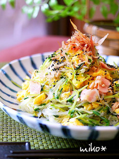 A picture of Easy & Healthy Pea Sprouts & Cellophane Noodles with Egg.