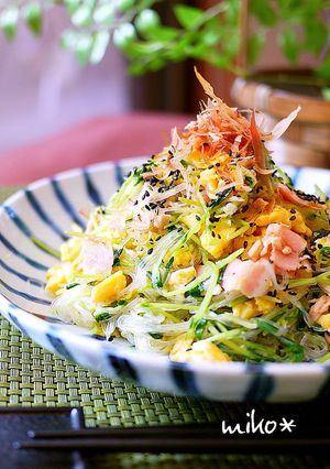 A picture of Easy & Healthy Pea Sprouts & Cellophane Noodles with Egg.