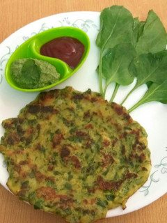 A picture of Spinach chilla.
