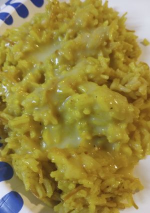 A picture of Curried Rice and Vermicelli with Gravy.