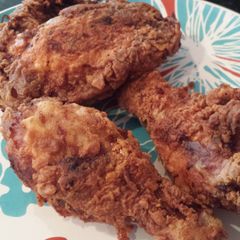 A picture of Buttermilk fried chicken.