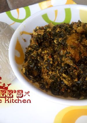 A picture of Egusi soup.
