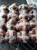 Ladybirds Chocy Choc Cross Buns