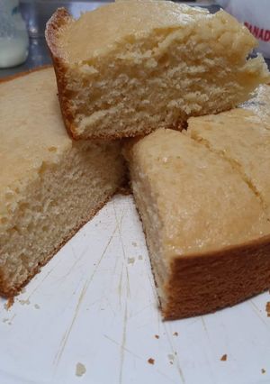 Una foto de Bizcochuelo casero. Económico 😋🎂🍰
