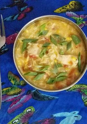 A picture of Tomato soup with noodles and chicken ♥️.