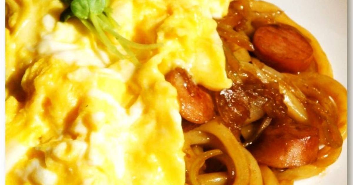 Stir Fried Udon Noodles with Melting Cheese and Fluffy Eggs Recipe by