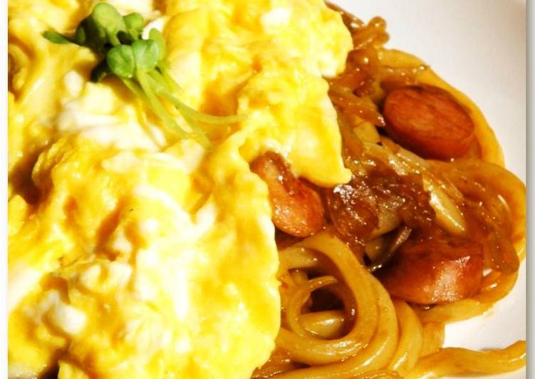Stir Fried Udon Noodles with Melting Cheese and Fluffy Eggs