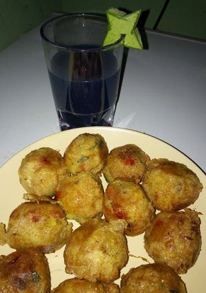 A picture of Sweet potato balls (dunkulallen dankalin hausa).