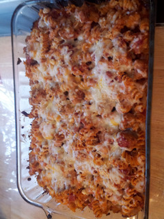 A picture of Baked chicken pasta dish.