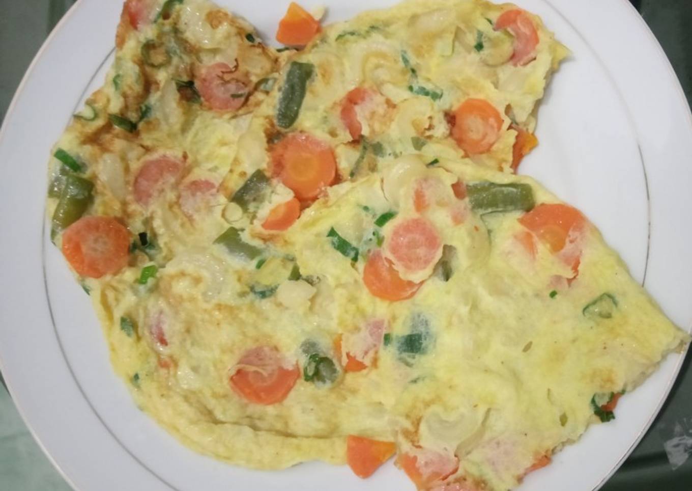 Dadar Telur Sayur (Sisa Sayur Sop)