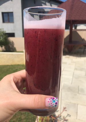 Áfonyás limonádé recept fotója