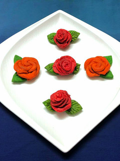 A picture of Rose Emoji Mathari 🌹.