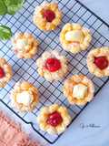 Puff Pastry Flower With Strawberry & Cheese