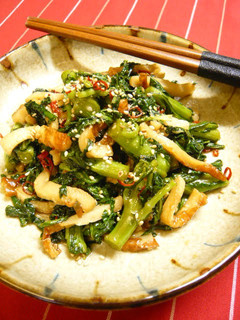 A picture of Chrysanthemum Greens and Chikuwa Fishstick Kinpira.