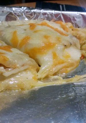 A picture of Easy Extra Cheesy Stuffed Bread.
