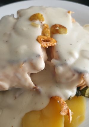 Foto principal de Salmón con trigueros y Bechamel de roquefort